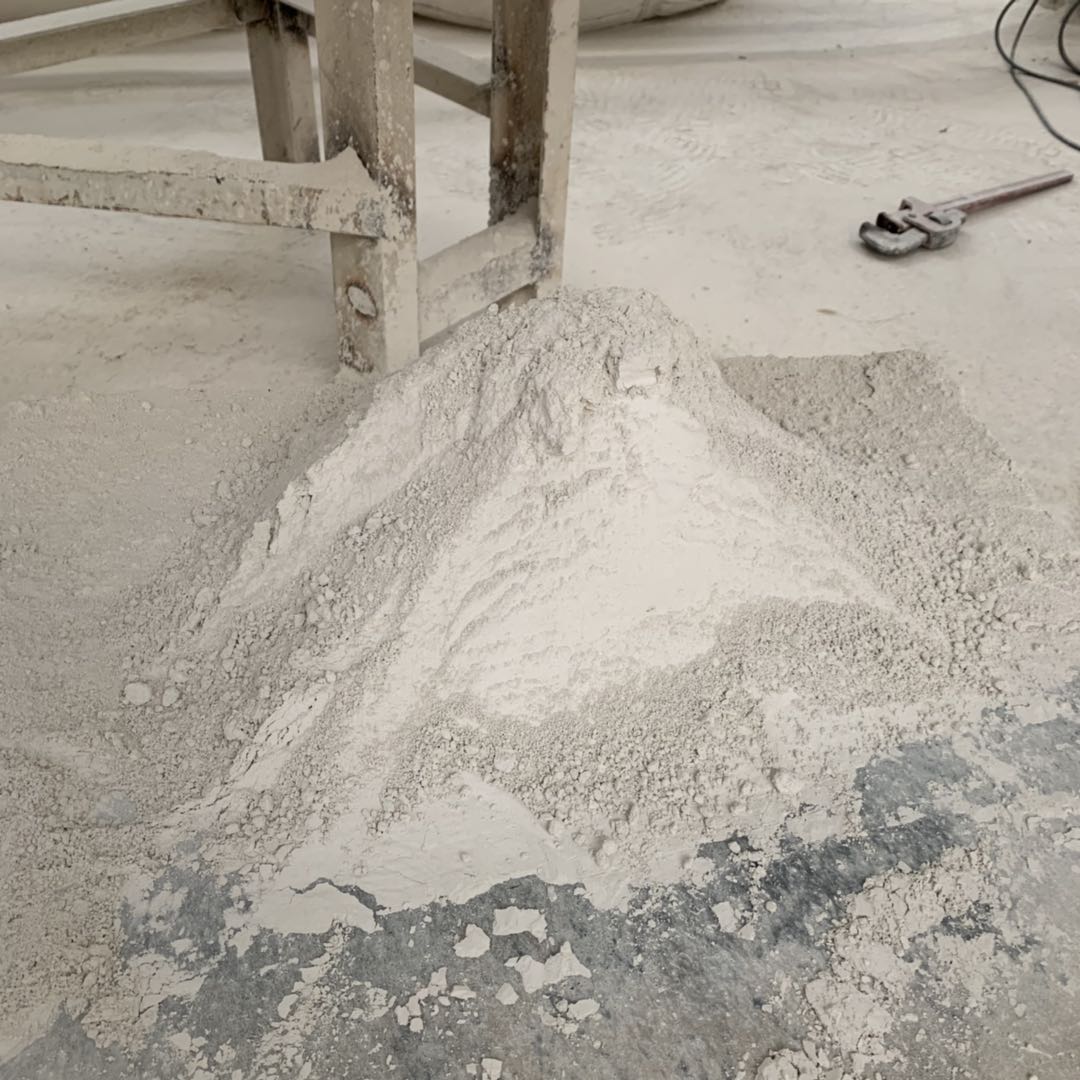 氧化鈣（生石灰）